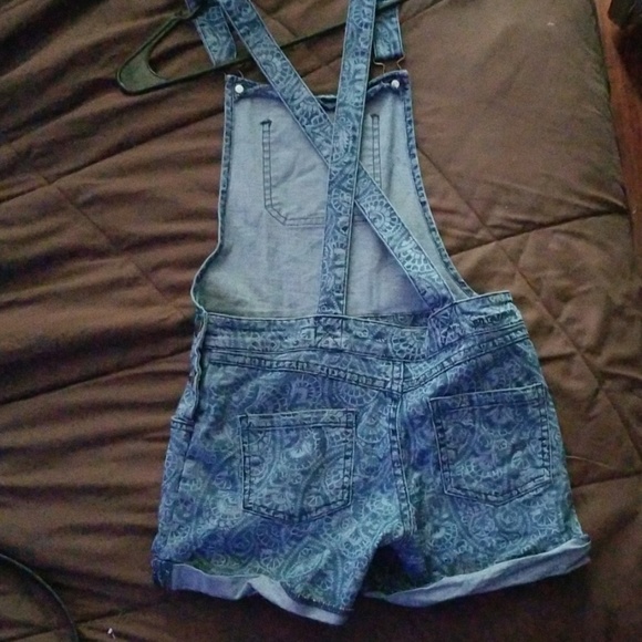 Billabong Overalls - Picture 4 of 4